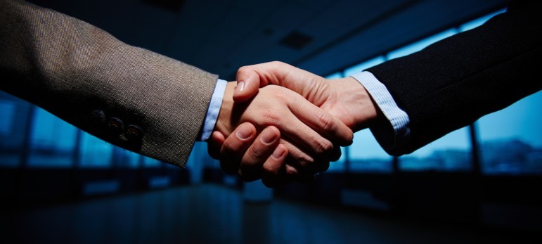 🤝 Devenez partenaire de l’association!